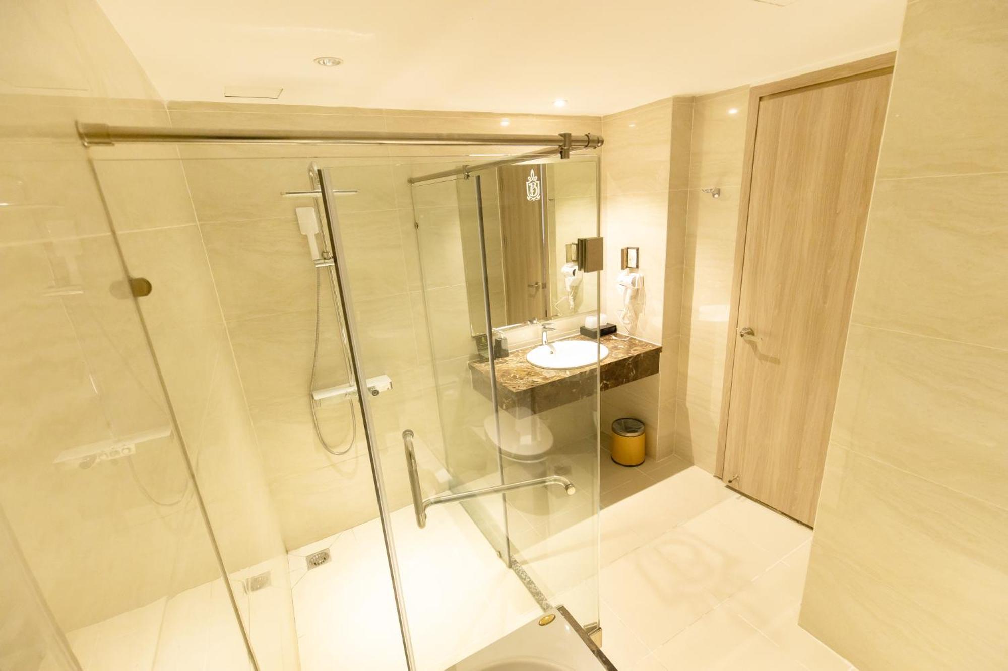 Nicecy Suite Hotel & Spa Thành Pho Ho Chí Minh Esterno foto