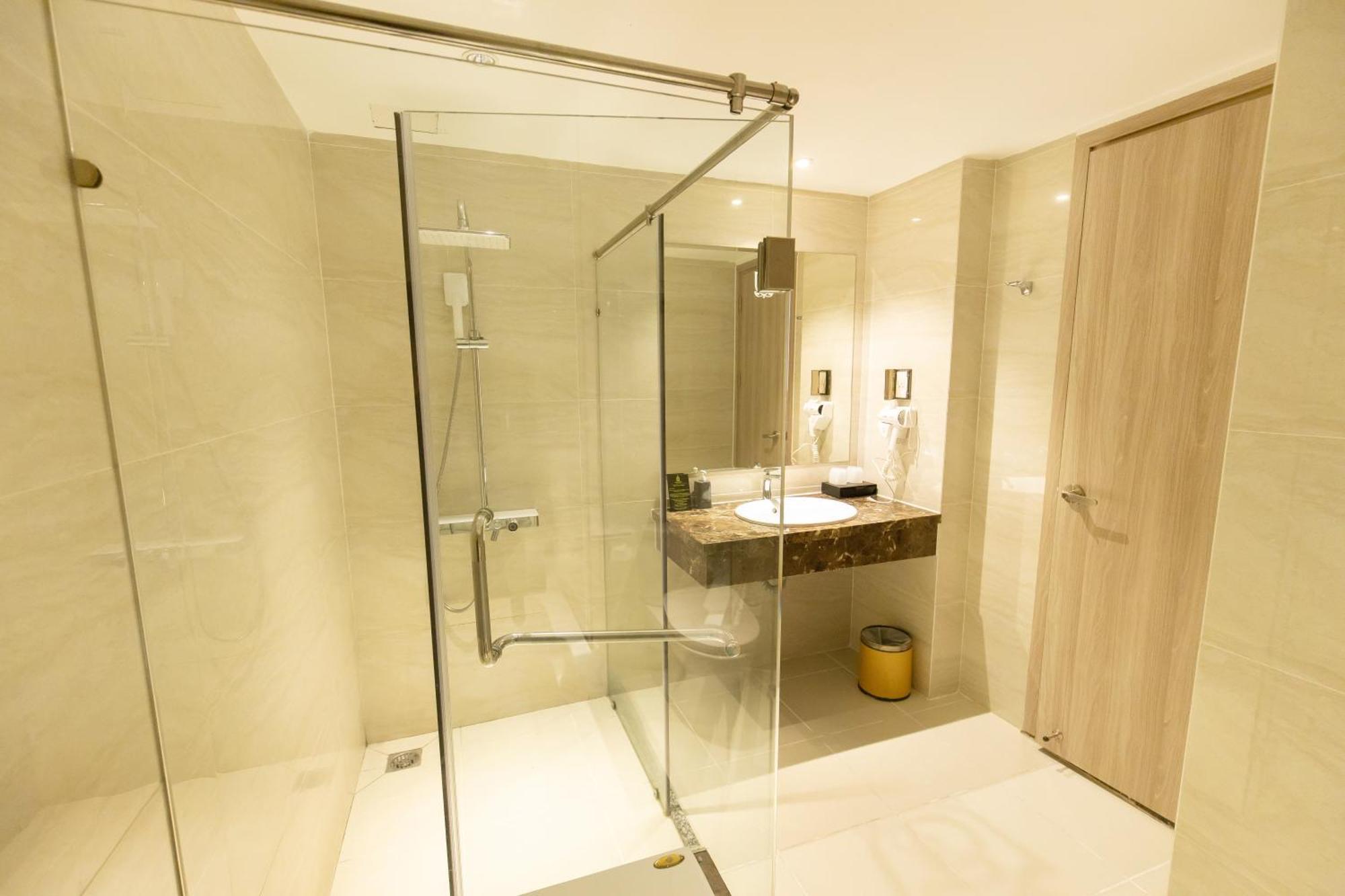 Nicecy Suite Hotel & Spa Thành Pho Ho Chí Minh Esterno foto